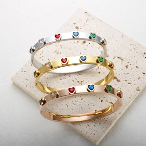 Western Style Heart Bangle Fashion Commuter Stainless Steel Bracelet Colorful Rhinestone Inlaid Open Bangle For Women Lovers Jewelry