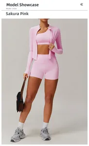 Ensemble de yoga rose cerise avec short taille haute et veste à capuche à manches longues