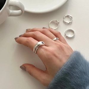Geometric Irregular Copper Ring Glossy Surface Cross Woven Design Open Adjustable Minimalist Jewelry For Women Trendy