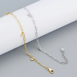 Minimalist S925 sterling silver paperclip bracelet with zircon heart pendants