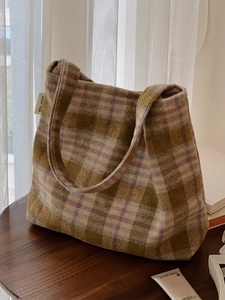 Sac à épaule rétro en laine à carreaux marron et violet pour l'automne-hiver