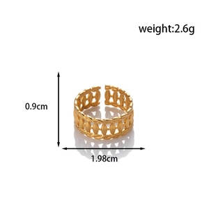 Minimalist gold-plated stainless steel hollow ring with textured rope edges and 0.9cm height