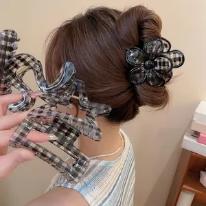 Elegant black and white checkered acrylic flower and wave hair claw clips for women