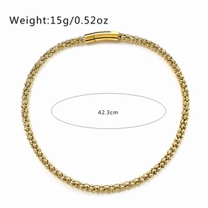 Detailed 6mm golden snake chain choker showing 42.3cm length and 15g weight specs