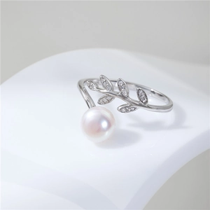 S925 sterling silver leaf ring with natural freshwater pearl and sparkling zircons