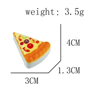 Miniature 3D pizza toy charm with dimensions 4x3x1.3cm and 3.5g weight details