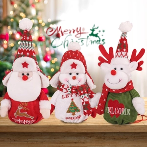 Set di tre sacchetti regalo di Natale in peluche con Babbo Natale, pupazzo e renna