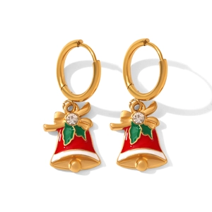 Détail de boucles d'oreilles cloche en or 18k, émail rouge et strass étincelant