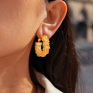 Boucles D'oreilles Créoles Géométriques À Texture Tissée Avec Tige En Argent Style Métal Vintage Bijoux De Mode