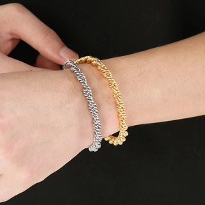 Bracelet unisexe en acier inoxydable torsadé avec placage or 18 carats et argent