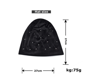 Size specifications of black chenille beanie with silver beads, 27x27cm and 75g weight