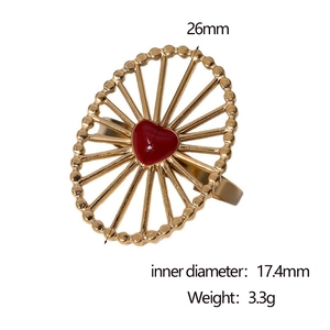 Dettagli misure dell'anello dorato con cuore rosso e diametro interno di 17,4 mm