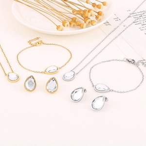 Ensembles de bijoux en zircon goutte d'or et argent avec colliers et boucles d'oreilles