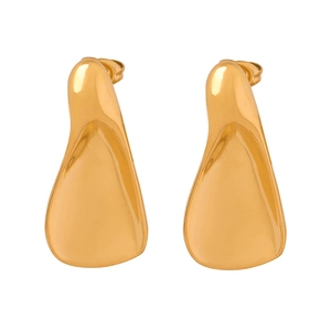 Baroque shoe-shaped geometric gold earrings in polished waterproof titanium steel
