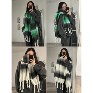 Thick gradient mohair scarf with chunky tassels for women and men winter warmth