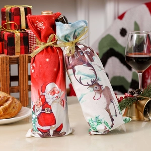 Copribottiglie natalizie con Babbo Natale e renne per decorazioni festive di classe