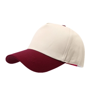 Contrast color baseball cap in beige and burgundy cotton with a curved brim design