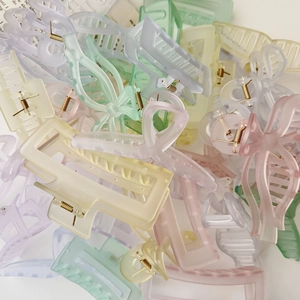 Matte Acrylic Hair Claw Clip Large Square Bow Geometric Frosted Shark Clip Elegant Hair Styling Accessories For Women