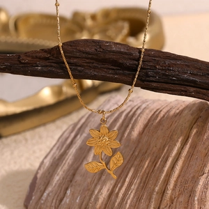 Collier en acier inoxydable plaqué or 18 carats avec pendentif fleur de tournesol