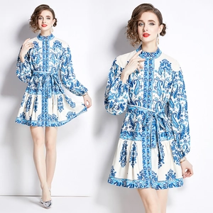 Vestito Mini In Chiffon Maniche Lunghe Stampa Paisley Elegante Collo Alto Bottoni Cintura Stile Retrò Donna
