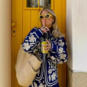 Giacca Imbottita Stampa Floreale Girocollo Poliestere Cappotto Casual Largo Manica Lunga Bottone Pressione Bordo Righe