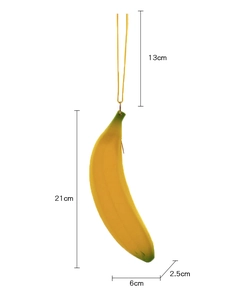 Detailed view of the creative banana silicone coin purse with specific size measurements