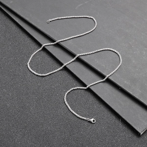 Polished silver stainless steel spiga chain necklace with secure lobster clasp detail