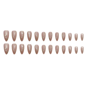 24 unghie finte a mandorla nude con texture glitterata dorata scintillante