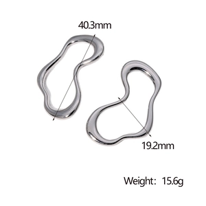 Detail showing dimensions of silver abstract irregular stud earrings in 40.3mm and 19.2mm
