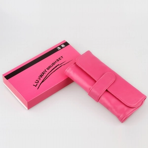 Make-up-Pinsel-Set in Pink mit Rolltasche und eleganter rechteckiger Geschenkbox