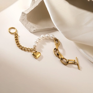 Vintage 18K gold plated stainless steel pearl bracelet with a heart charm and OT toggle