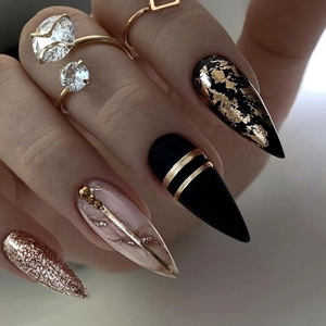 Long Stiletto Press On Nails Black And Gold Design Gold Foil Rhinestones Glitter Luxury Artificial Fingernails For Women