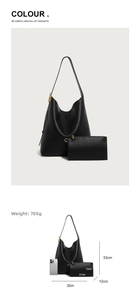 Detailansicht der großen schwarzen Hobo-Tasche mit Kieseltextur und Innentasche