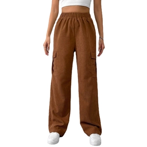 Damen Cord Cargo-Hose in Braun mit elastischem Bund und Seitentaschen im weiten Schnitt