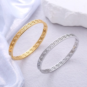 Hollow Grieks patroon open armband van goud en zilver roestvrij staal voor dames