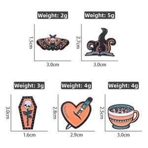 Detailed size and weight guide for gothic butterfly and skull enamel pin set