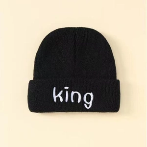 King Letter Embroidered Beanie Hat Warm Acrylic Knitted Skull Cap For Boys Girls Kids Winter Casual Black