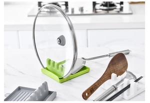 Organizer da cucina per coperchi e cucchiai con fessure multiple in verde e bianco