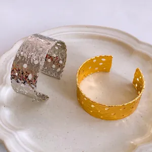 Brazalete De Puño Cobre Calado Textura Martillada Abierto Ajustable Joyería De Moda Minimalista