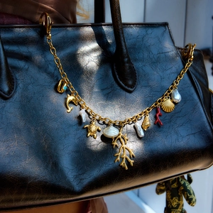 Gold Plated Stainless Steel Ocean Theme Bag Charm With Shell Turtle Dolphin Coral Artificial Pearl Pendants For Women Handbag Decor