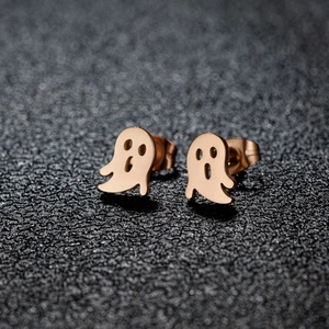 Boucles d'oreilles fantôme d'Halloween en or rose avec design mignon de visage creux