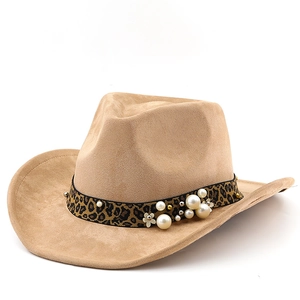 Chapeau Fedora beige en suédine avec ruban léopard, perles et fleurs style bohème chic