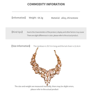 Tableau des tailles détaillé pour collier strass avec spécifications du matériau et dimensions