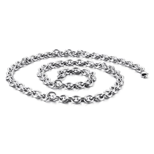 Minimalist silver stainless steel O-chain necklace for men on a clean white background
