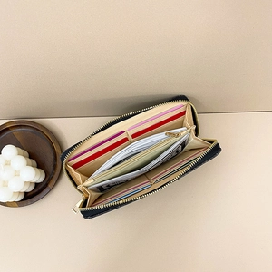 Classic striped long wallet for women with large capacity and multi-card interior slots