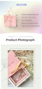 Détails et dimensions 10.8x10.8x3cm d'un coffret cadeau rose pour bijoux avec anse