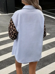 Women's blue striped shirt with leopard print sleeves and loose shorts casual two-piece set