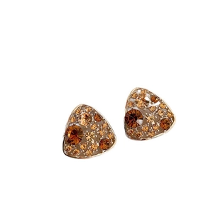 Golden hollow triangle stud earrings with amber crystals in vintage geometric design