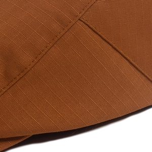 Béret classique marron style rétro en toile durable avec détails de doubles surpiqûres