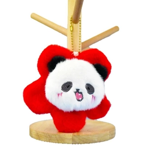 Χαριτωμένο βελούδινο κεφάλι panda σε κόκκινα πέταλα λουλουδιών για τσάντες